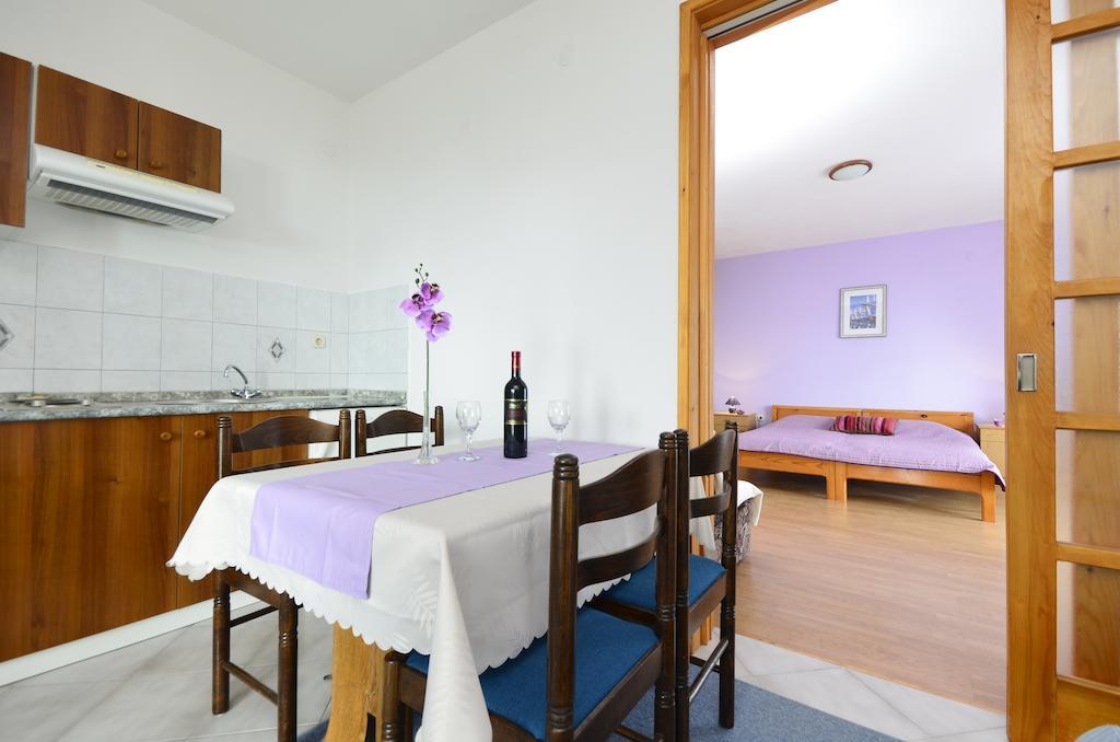 Apartments Ana Baška Voda Extérieur photo