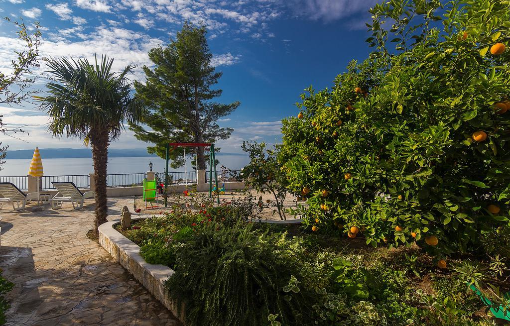 Apartments Ana Baška Voda Extérieur photo