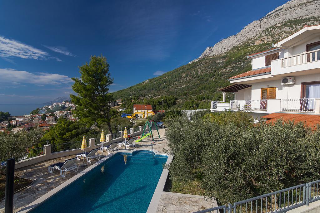 Apartments Ana Baška Voda Extérieur photo