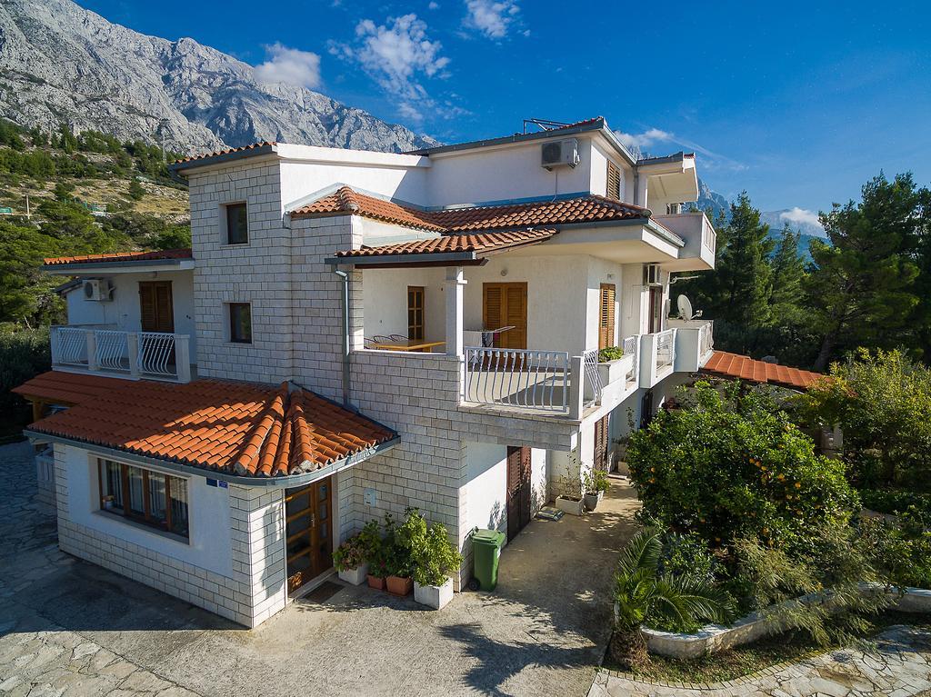 Apartments Ana Baška Voda Extérieur photo